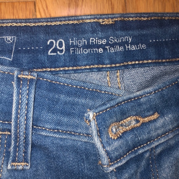 NWOT Levi’s Hi-rise Skinny Jeans - Picture 2 of 5